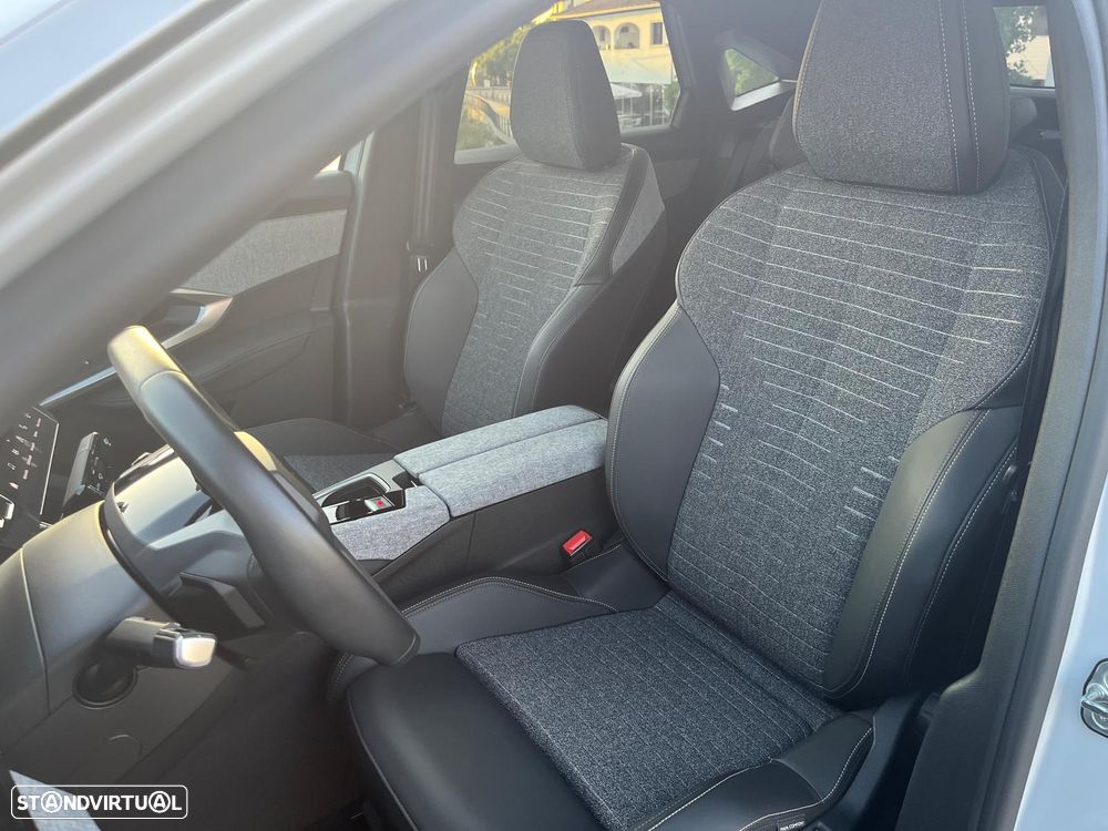 Peugeot 3008 Hybrid 145 e-DSC6 Allure - 44