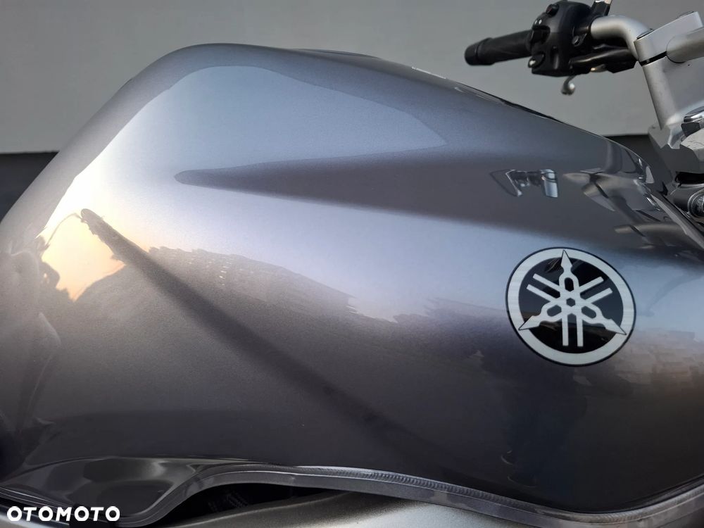 Yamaha FZ6 - 17