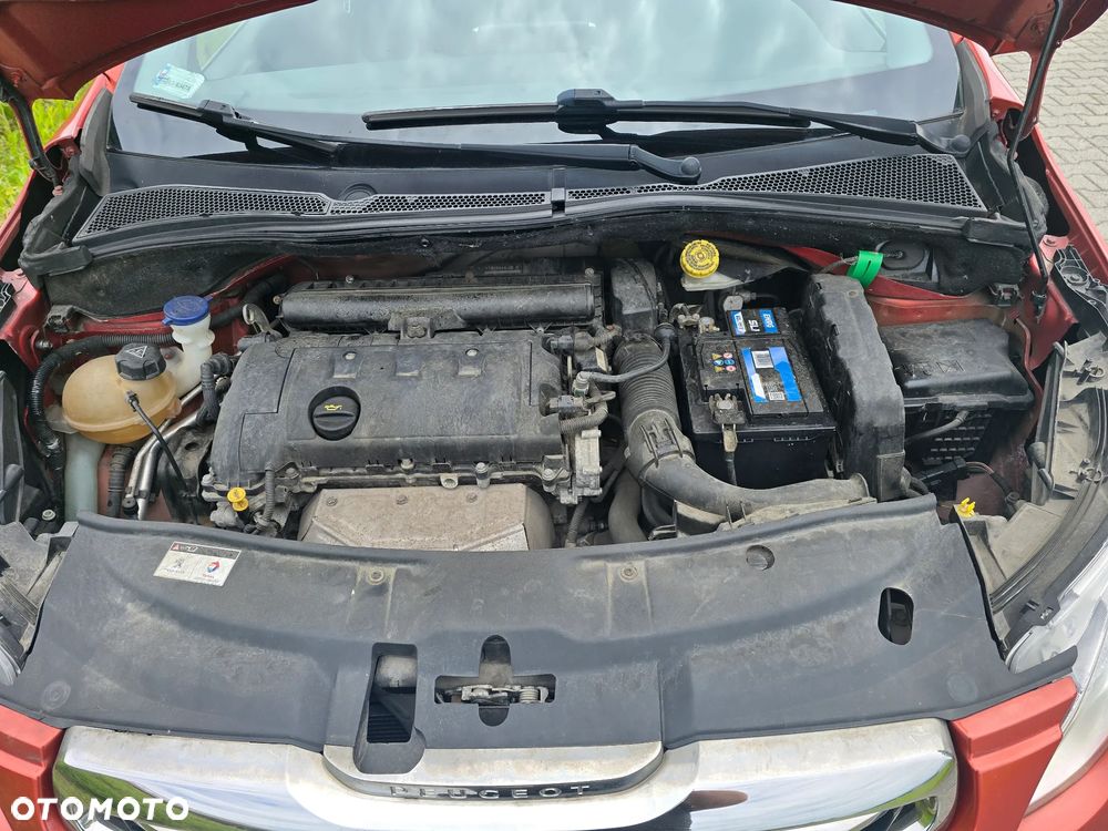Peugeot 2008 - 9