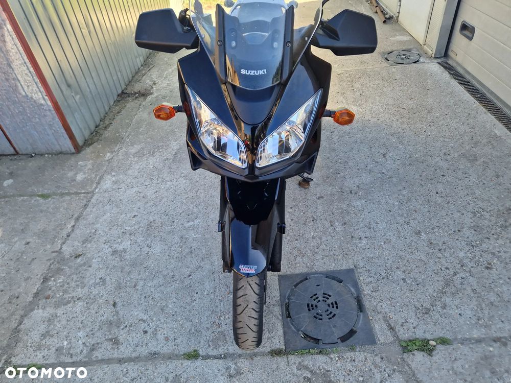 Suzuki V-STROM - 4