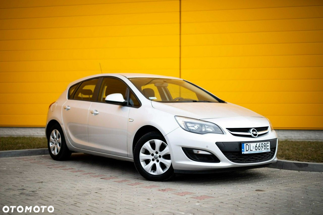 Opel Astra - 4