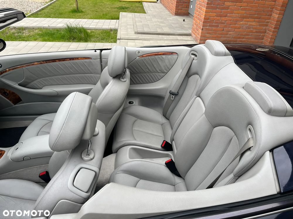 Mercedes-Benz CLK - 3