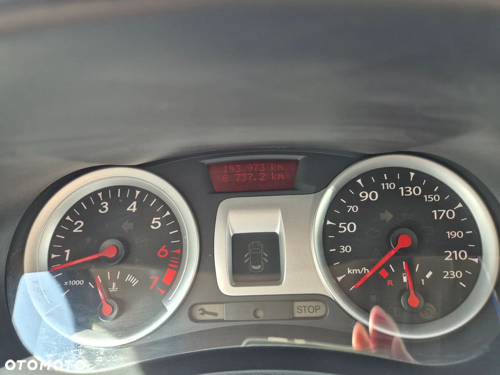 Renault Clio 1.2 16V Night&Day - 5