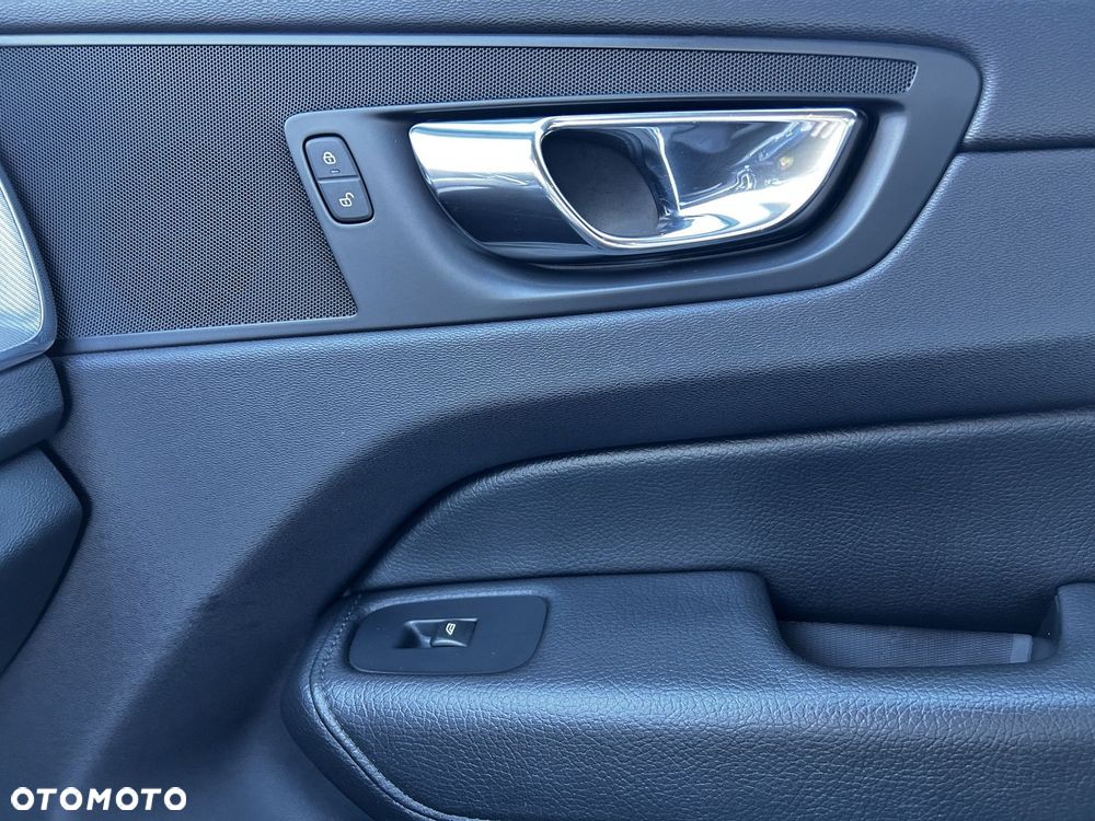 Volvo XC 60 - 21
