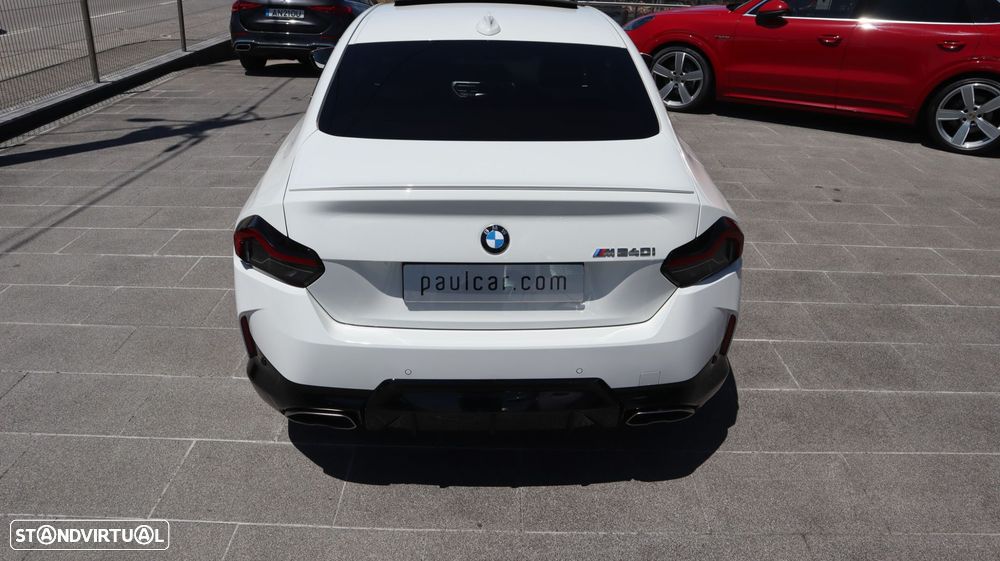 BMW M240i xDrive Auto - 13