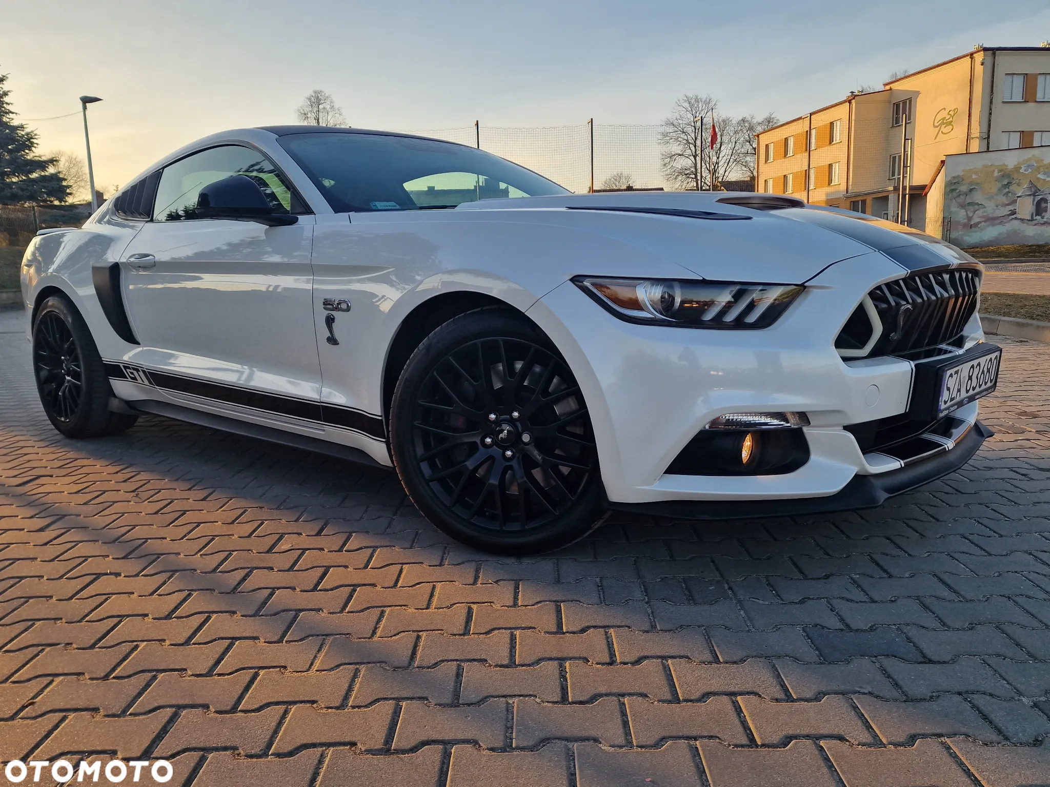 Ford Mustang 5.0 V8 GT - 5