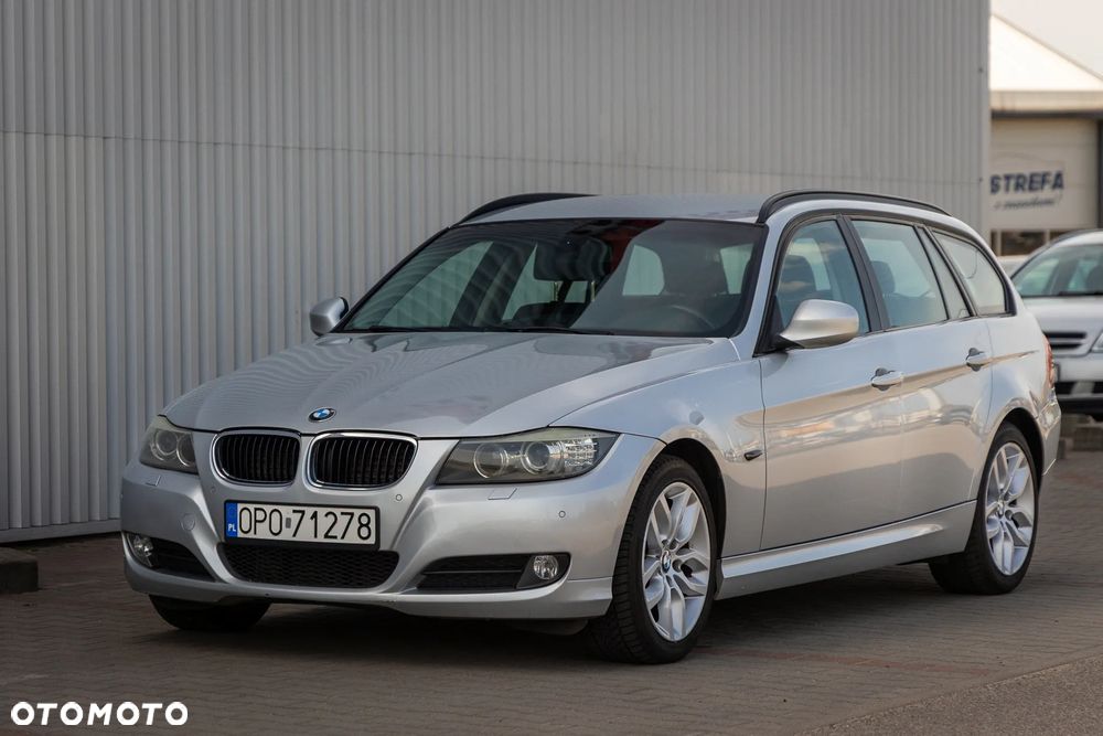 BMW Seria 3 318d DPF - 1