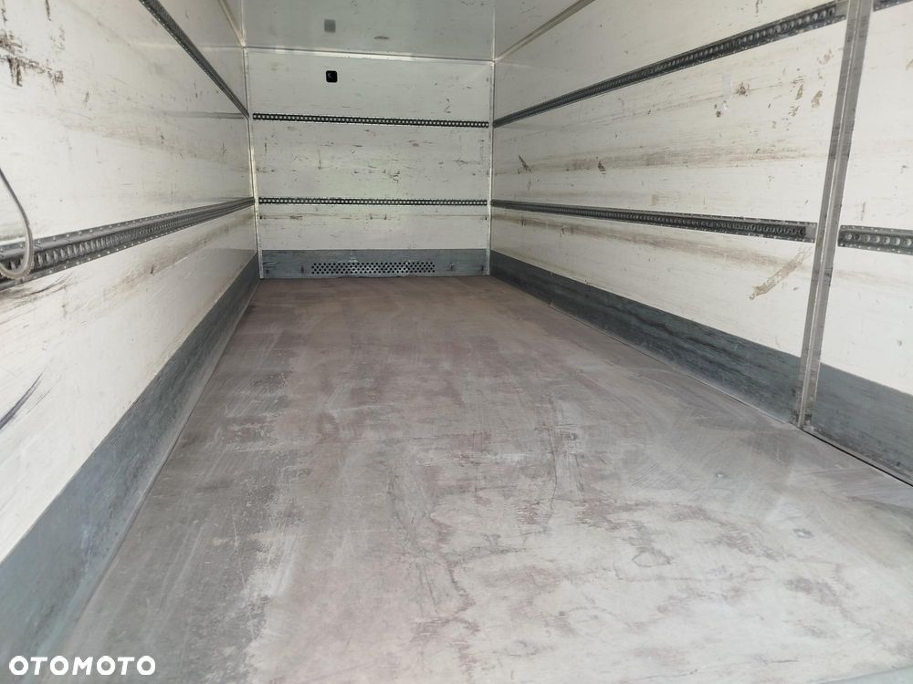 Mercedes-Benz ATEGO 818 - 14