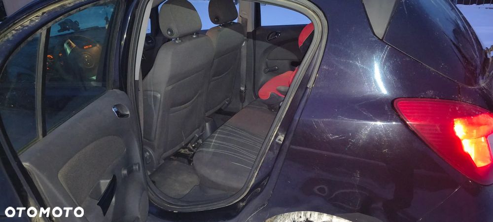 Opel Corsa 1.2 16V Enjoy - 8