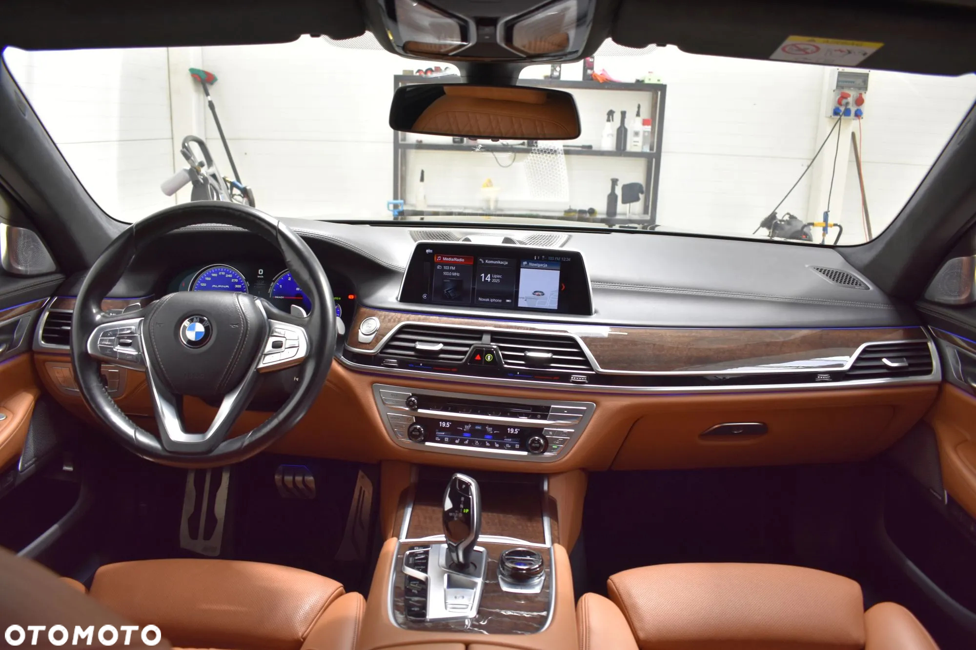 BMW Seria 7 740e iPerformance - 5