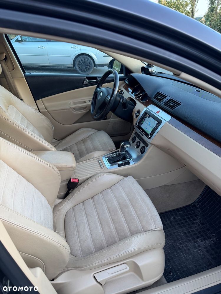 Volkswagen Passat 2.0 TDI Highline DSG - 9
