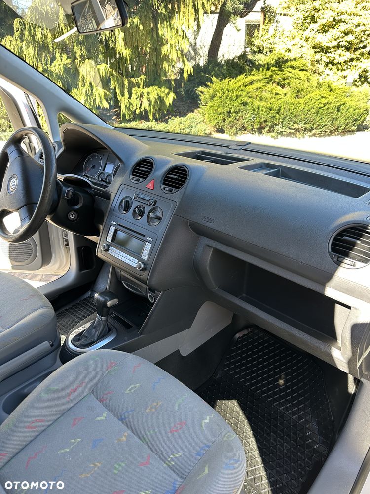 Volkswagen Caddy Maxi - 11