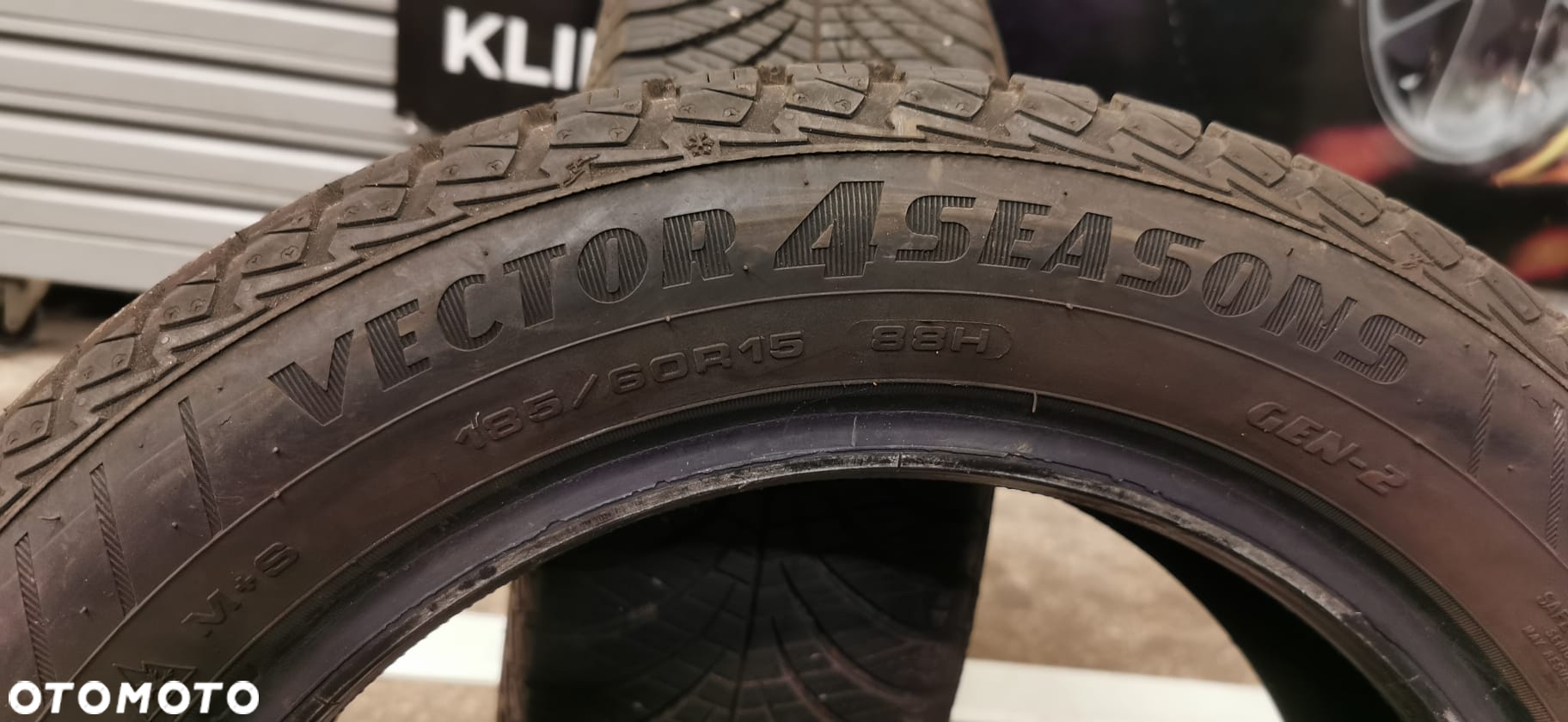 185/60 R15 Goodyear - 6