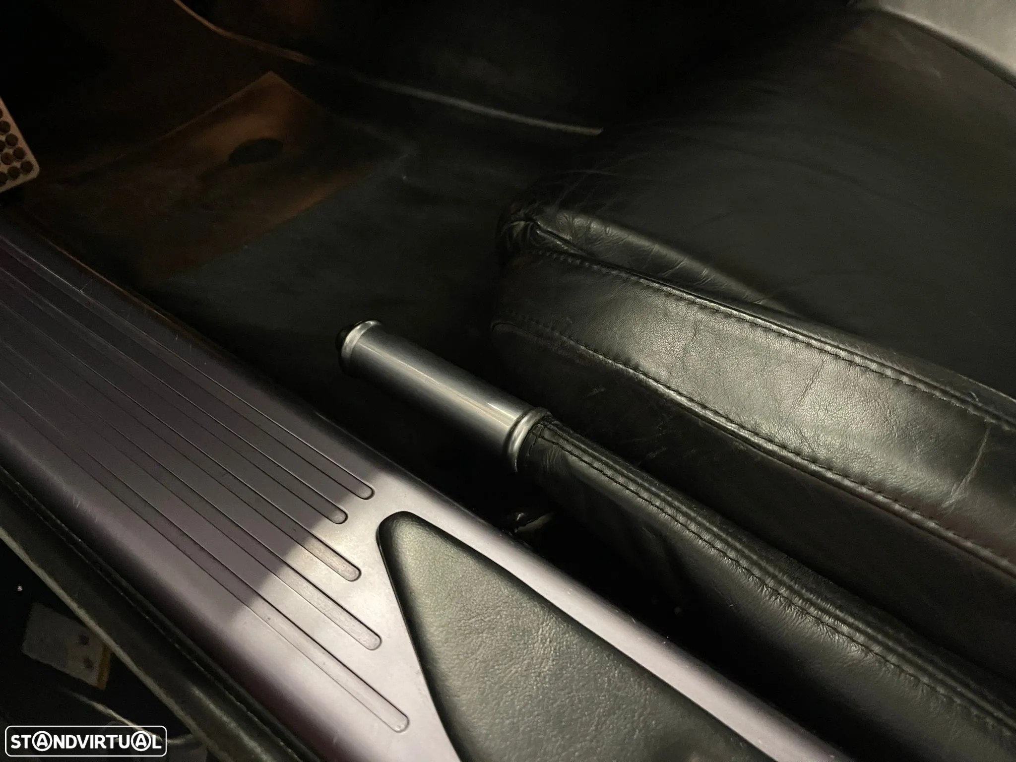 Aston Martin DB9 Volante Touchtronic - 8