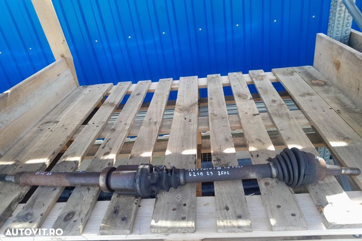 Planetara fata dreapta RMAV61-3B436-C2C RMAV61-3B436-C2C Ford Focus 3 - 1