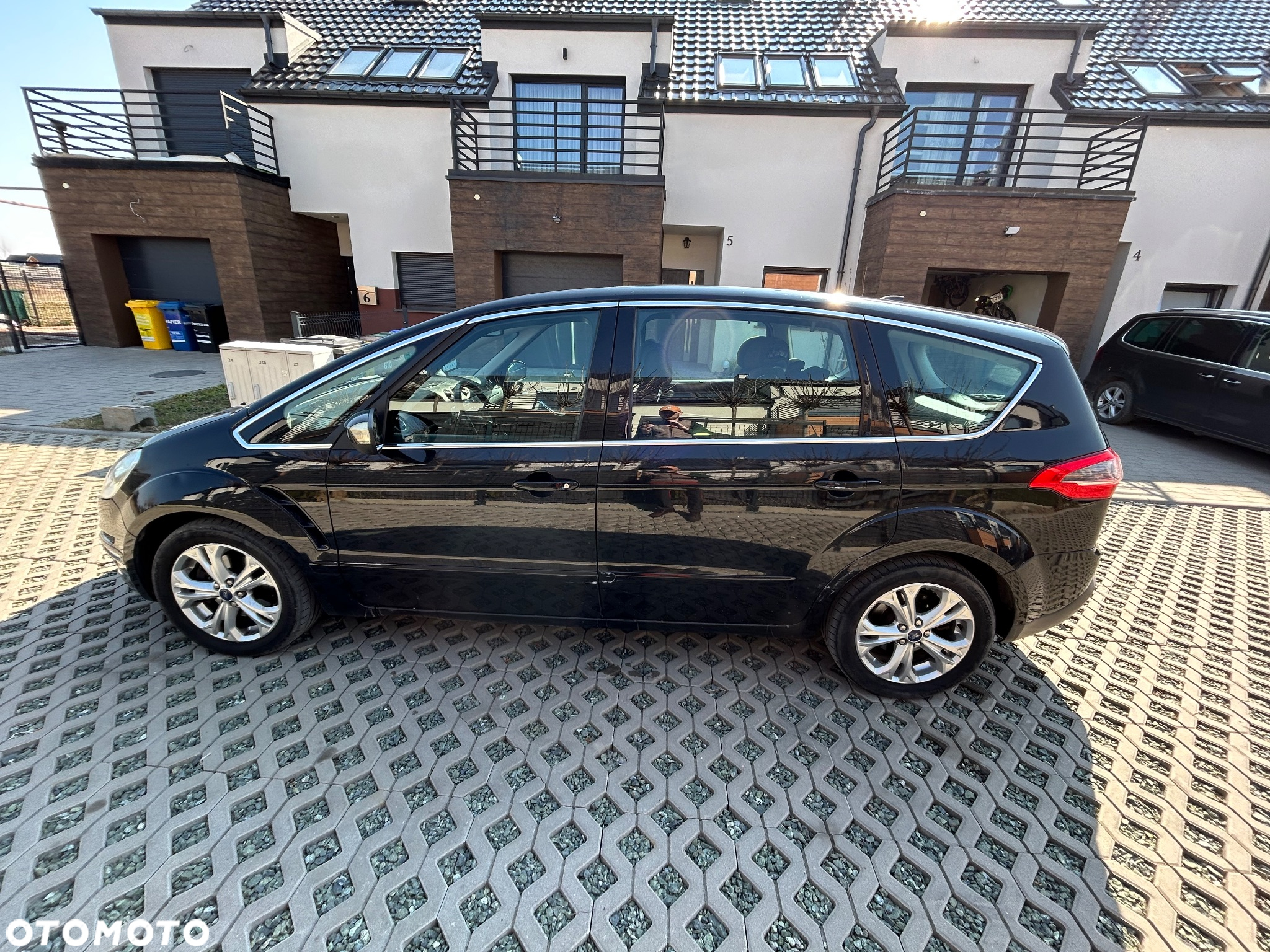 Ford S-Max 2.0 TDCi DPF Titanium - 4