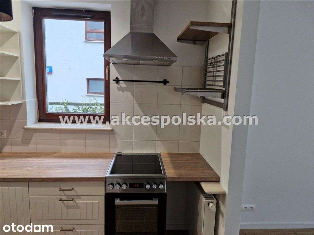 Blisko Metra, 45m2, 2-Pok, Garaż, Ogródek-40m2.