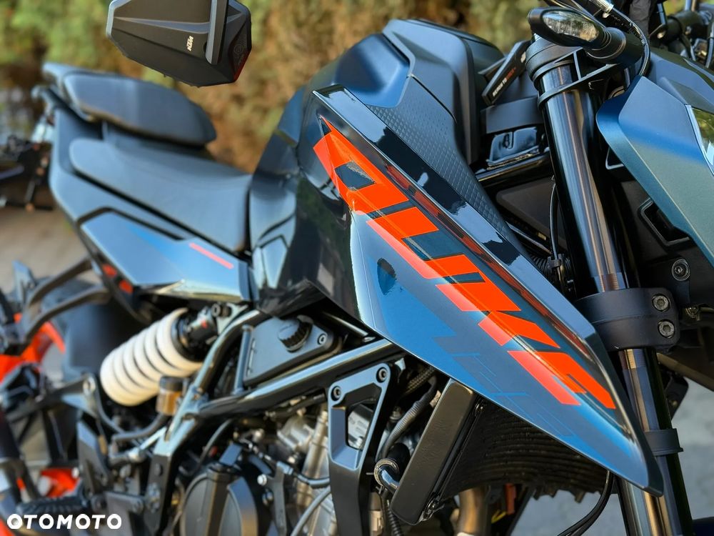KTM Duke - 17