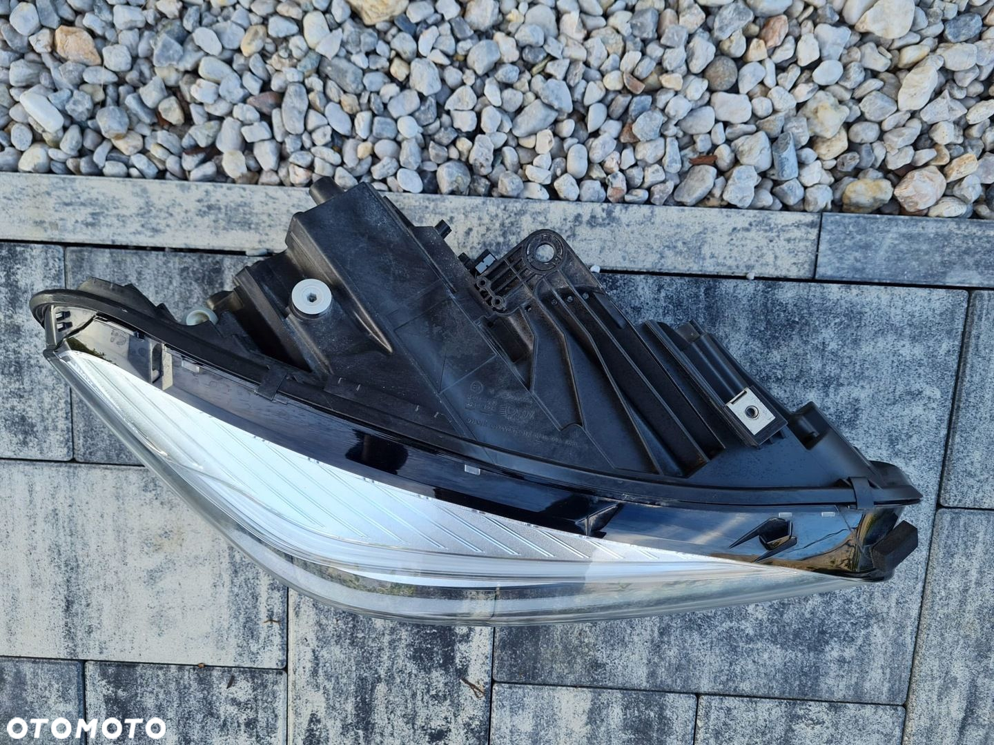 BMW 2 F45 F46 LIFT LCI Lampa prawa przód Full Led Adaptive 8738646-04 - 6