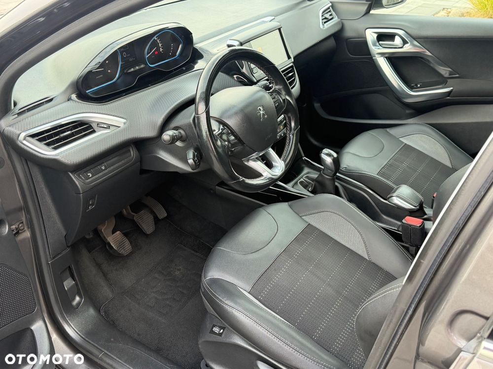 Peugeot 2008 1.6 BlueHDi Allure - 11