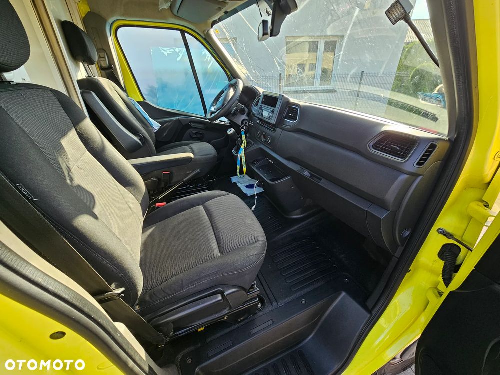 Renault MASTER Karetka Ambulans - 20