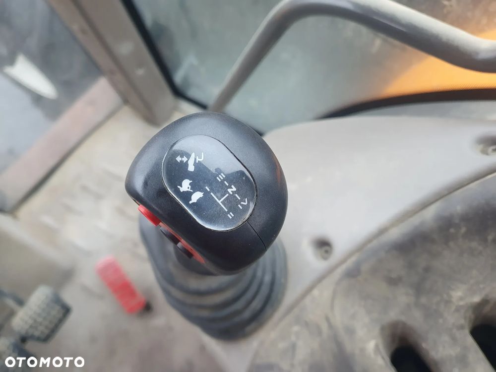 Renault Ares 816 RZ - 15