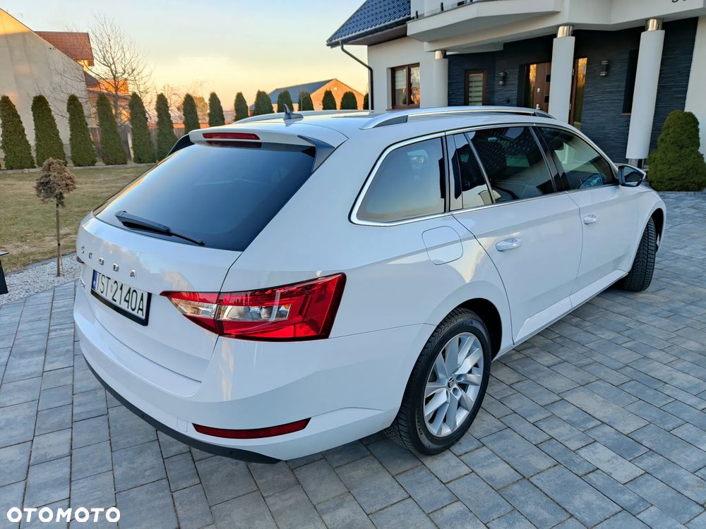 Skoda Superb 2.0 TDI Active DSG7 - 8