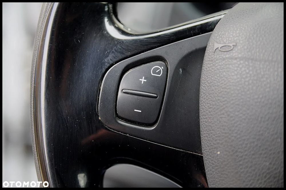 Renault Clio - 8