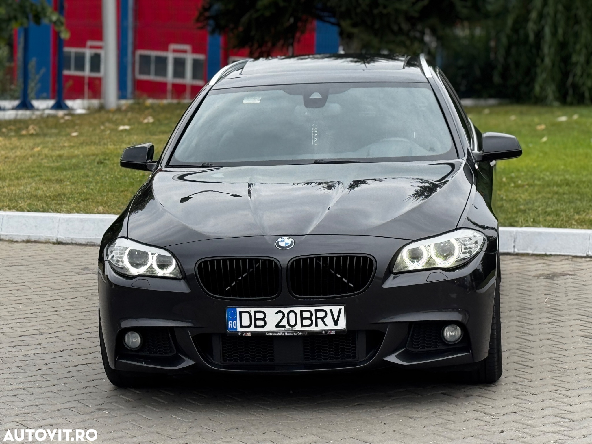 BMW Seria 5 520d xDrive - 3