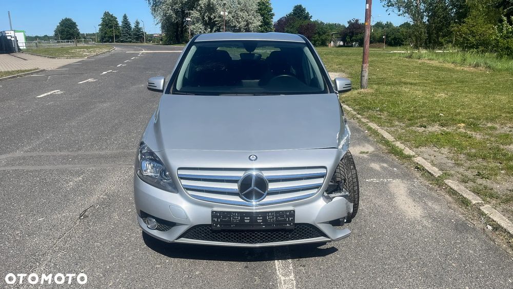 Mercedes-Benz Klasa B 180 BlueEFFICIENCY Edition - 6