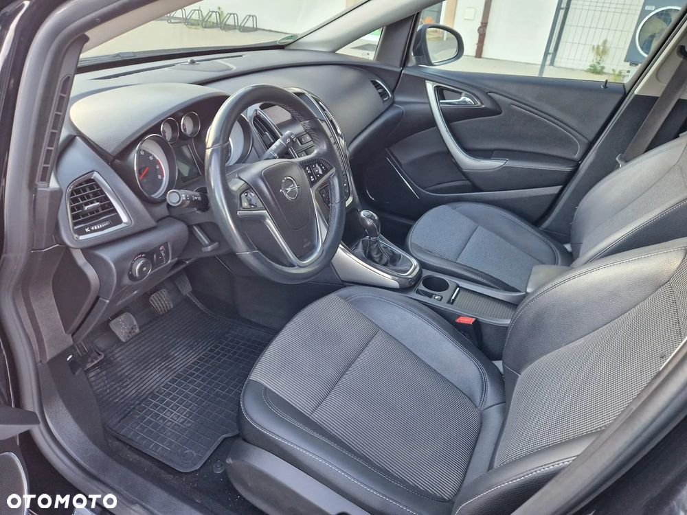 Opel Astra 1.4 T Cosmo S&S - 6
