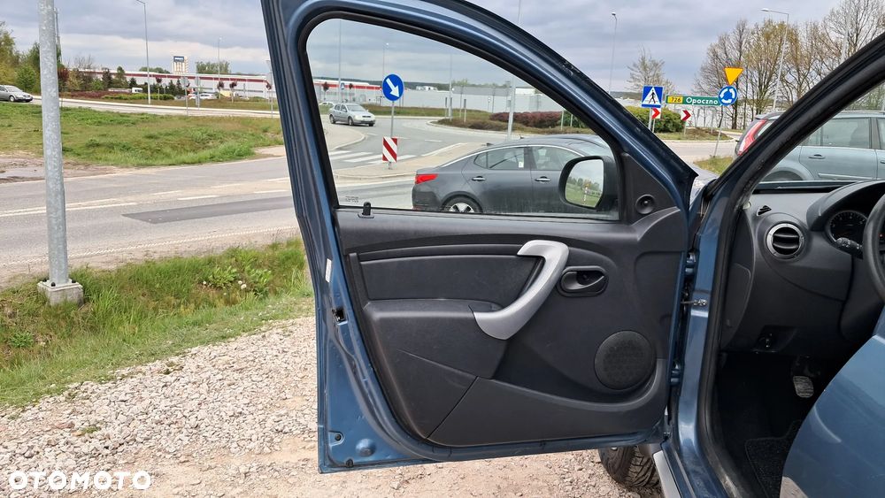 Dacia Duster 1.6 16V 4x2 Laureate - 8