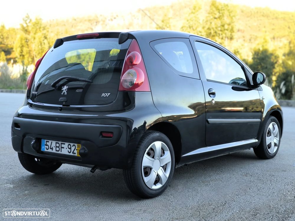 Peugeot 107 1.0 Urban - 5