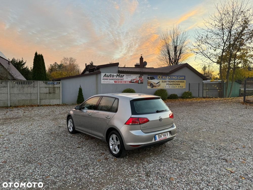 Volkswagen Golf - 7