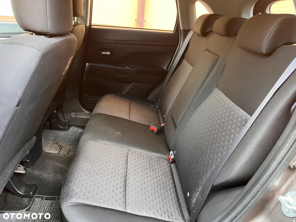 Mitsubishi ASX 1.6 2WD 35 Jahre - 14
