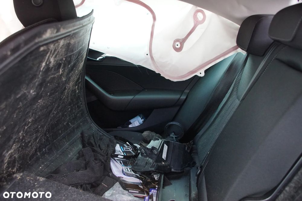 Auto na części - Skoda Octavia IV 2.0 TDI 150 KM DTTC VCW LS9R 2023R Silnik Skrzynia Drzwi Błotnik Lampa Lusterko Klamka Szyba Deska Kokpit Sterownik Moduł Czujnik Licznik Wyświetlacz Panel Kierownica - 16