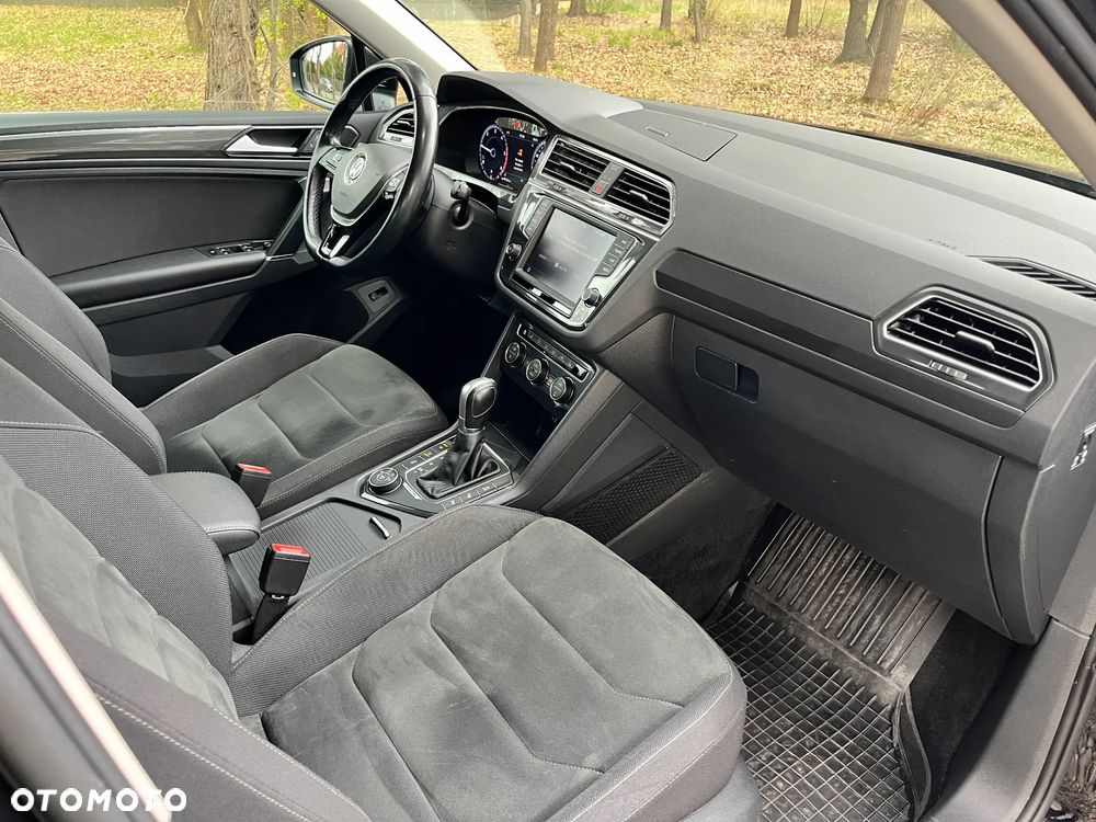 Volkswagen Tiguan 2.0 TDI SCR 4MOTION DSG Highline - 25