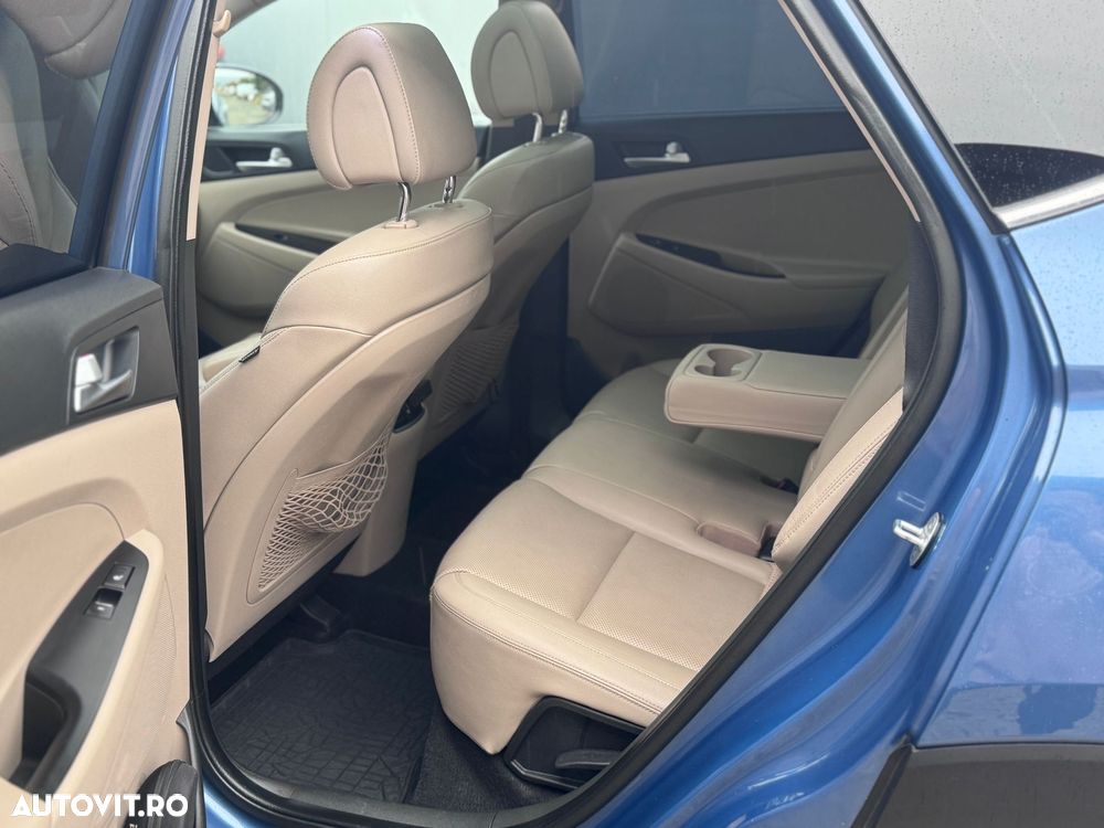 Hyundai Tucson 2.0 CRDI 4WD 6AT Luxury Pack+ - 10