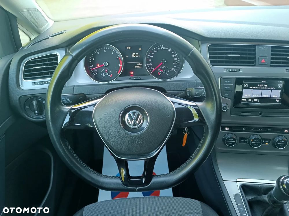 Volkswagen Golf 1.2 TSI BMT Trendline Perfectline - 30
