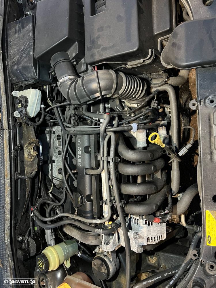 Ford Focus 1.4 Comfort - 12