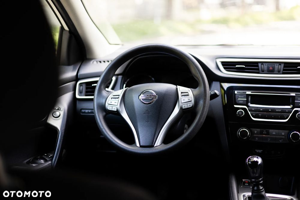 Nissan Qashqai 1.2 DIG-T Visia - 16