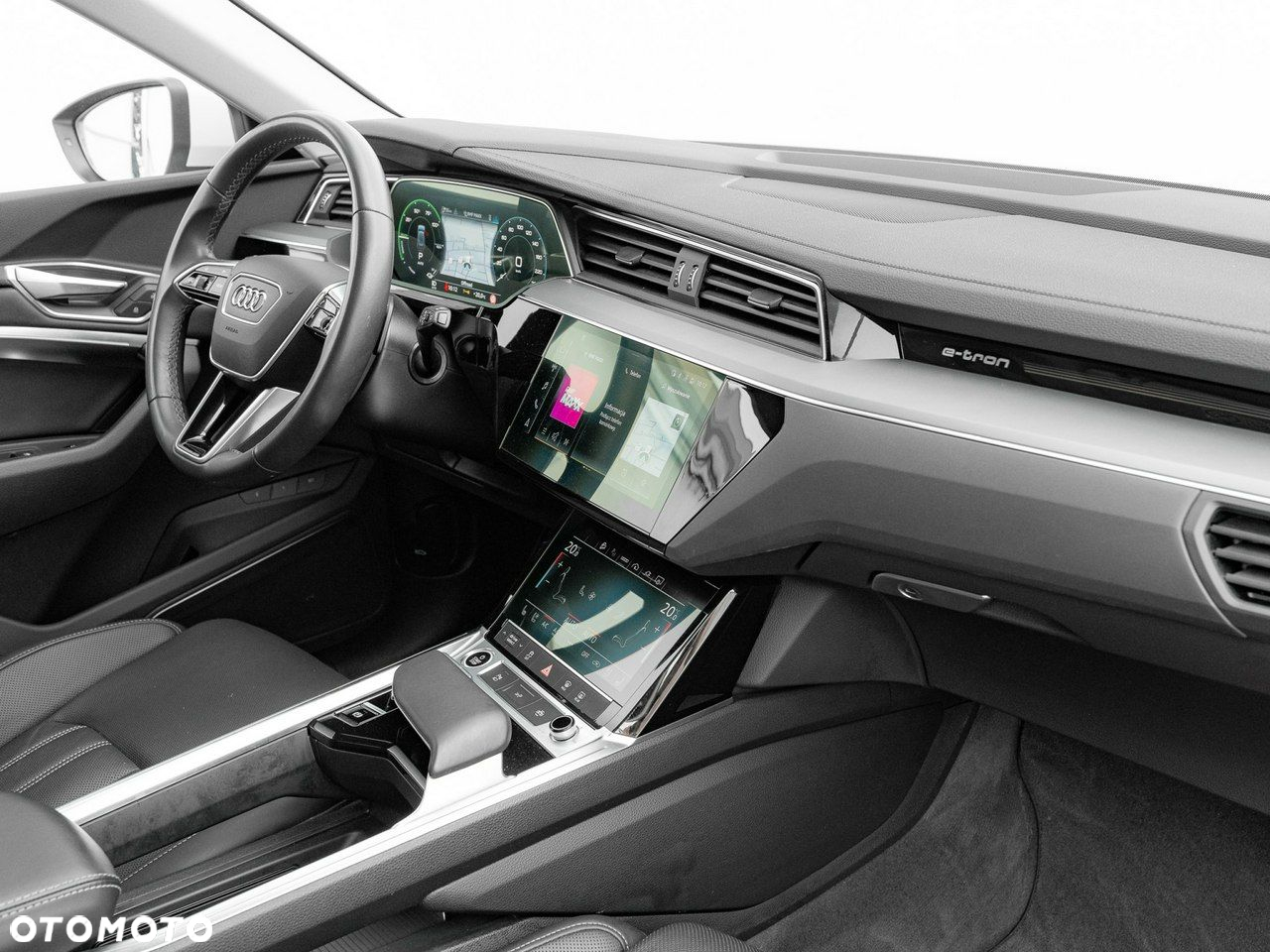 Audi Q8 e-tron 55 114kWh Quattro S Line - 38
