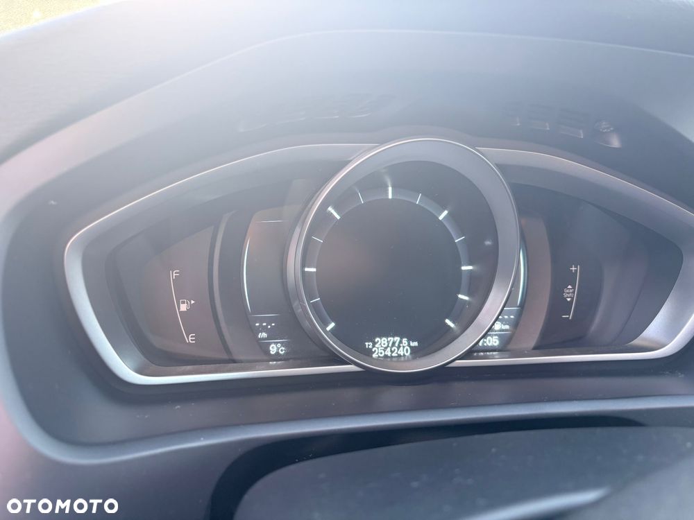 Volvo V40 D4 Drive-E Momentum - 2