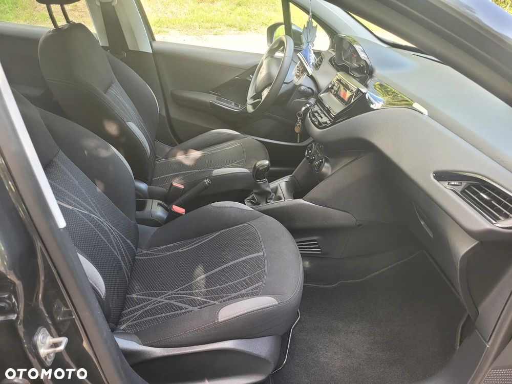 Peugeot 208 1.2 PureTech Active - 8