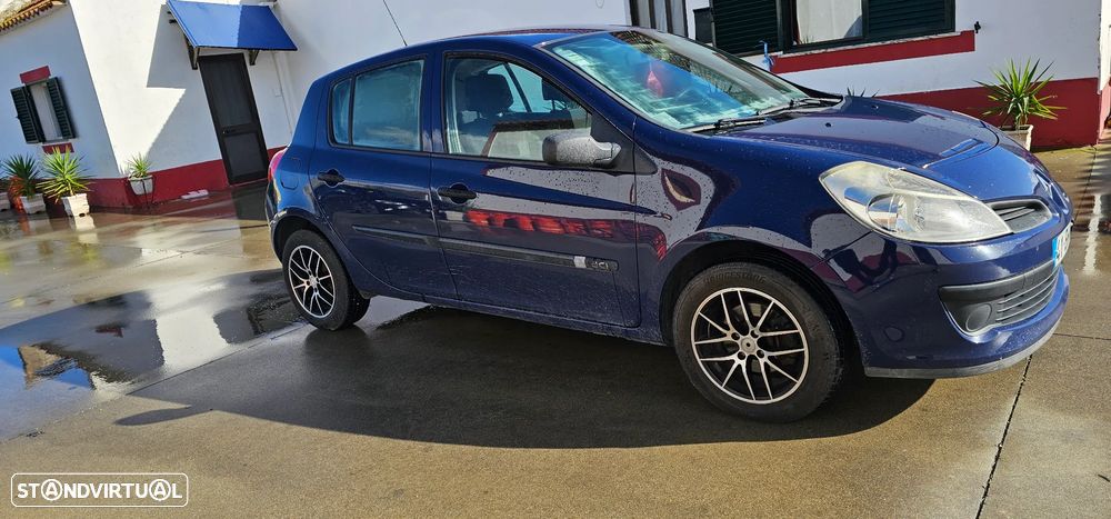 Renault Clio 1.5 dCi Confort - 2