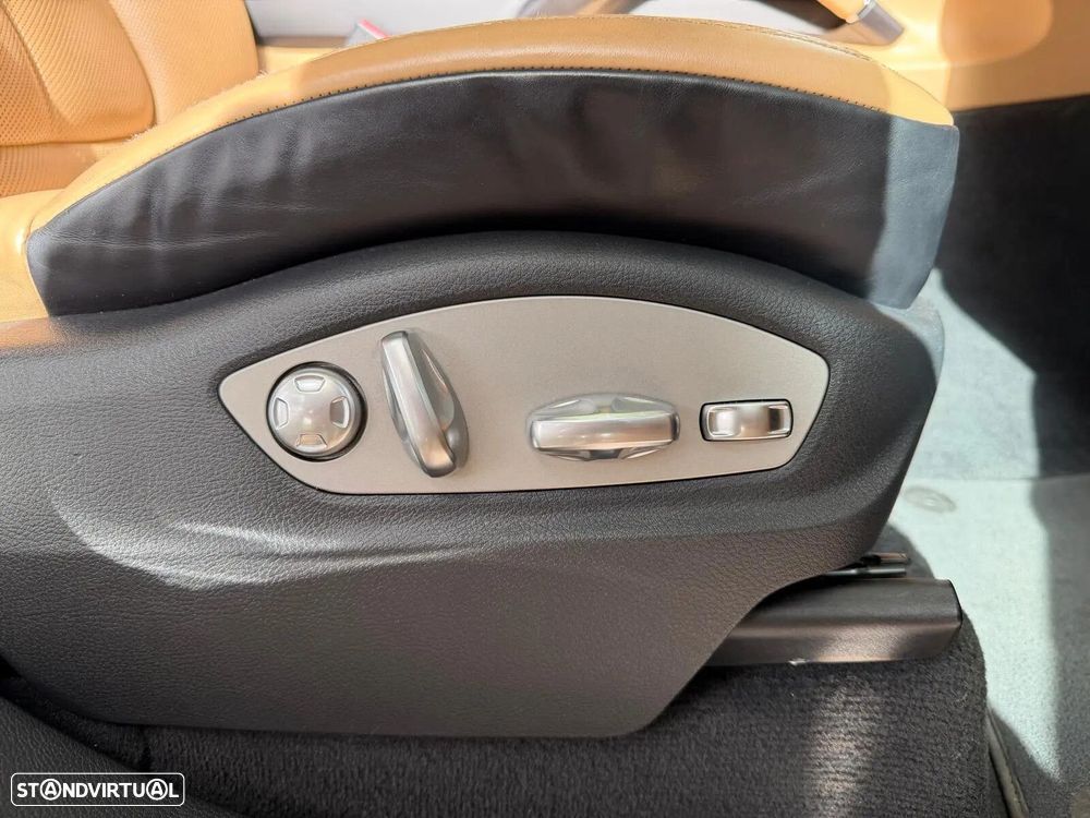 Porsche Cayenne S E-Hybrid Platinum Edition - 31