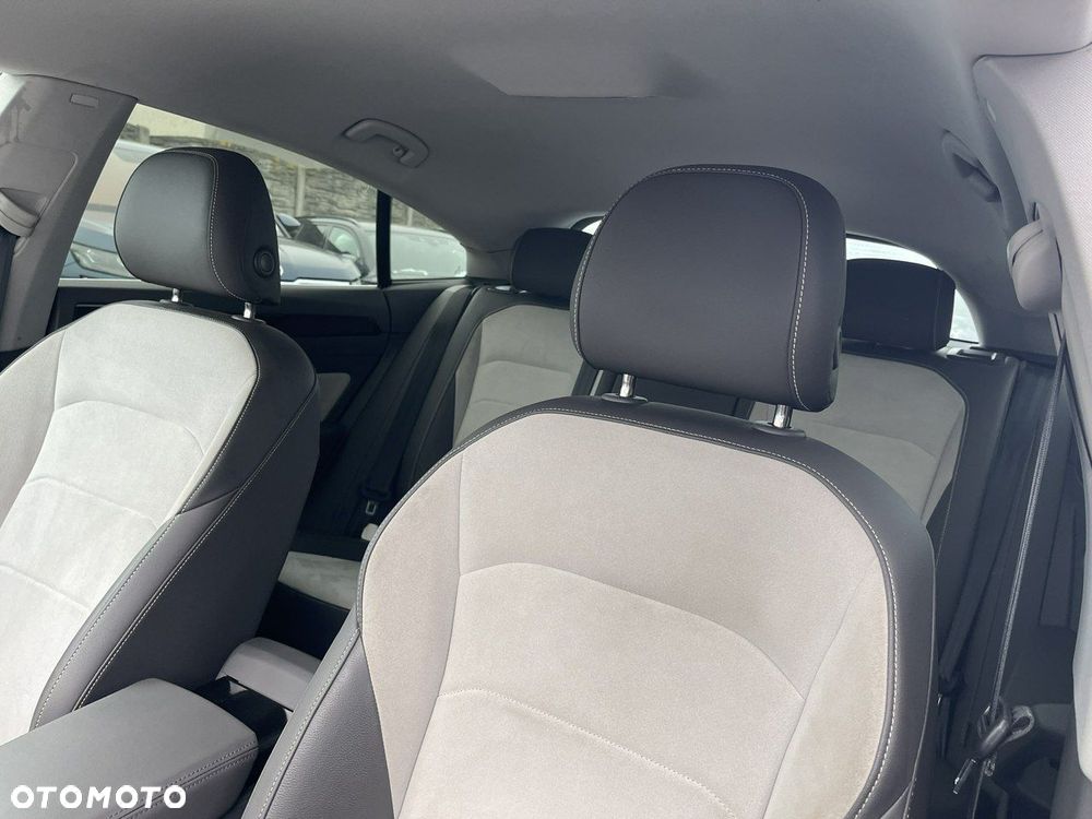 Volkswagen Arteon 2.0 TDI SCR Elegance DSG - 12