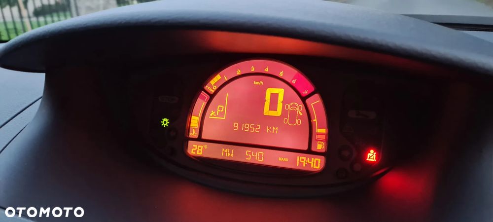 Renault Modus 1.6 16V Night&Day - 16