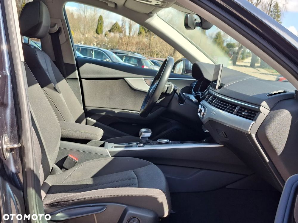 Audi A4 Avant 2.0 TDI S tronic quattro sport - 17