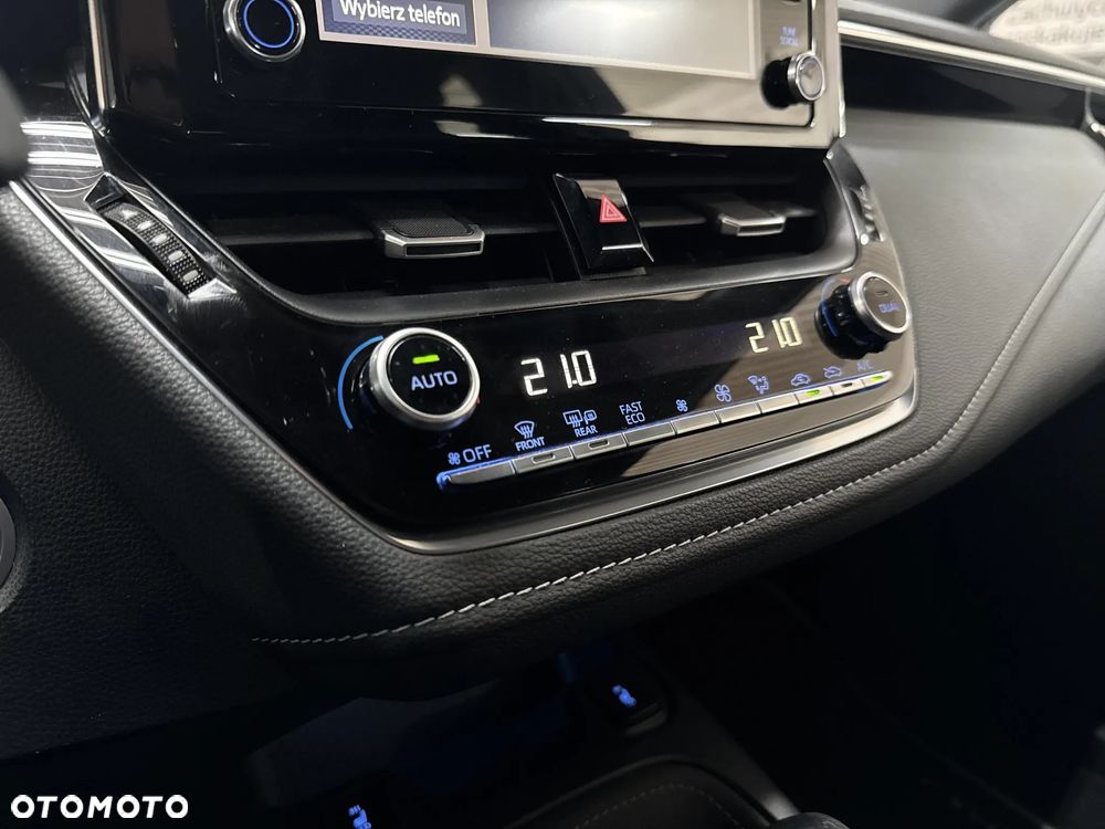 Toyota Corolla 1.8 Hybrid GPF Comfort - 22